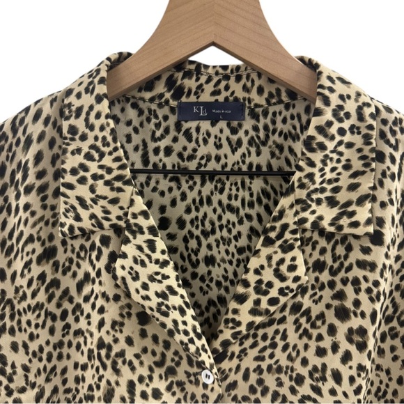 Leopard Print Button-Up Tie Front Blouse - Picture 4 of 4